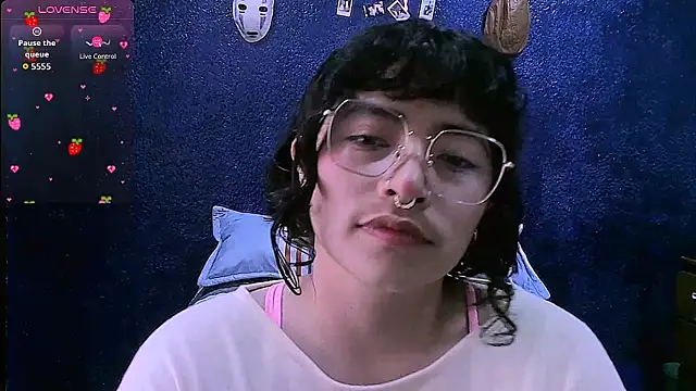 NinaYellow online show from 02-04-26, 02:12