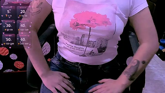 NinaYellow online show from 04-22-26, 01:07