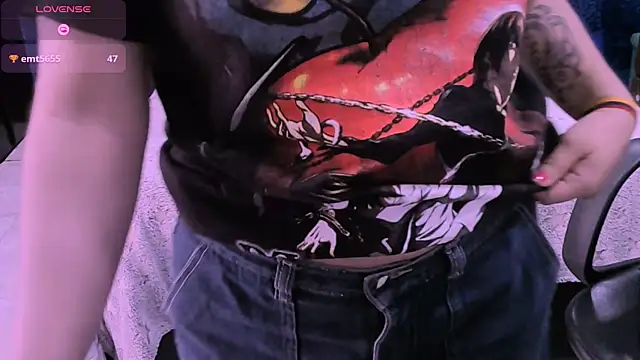 NinaYellow online show from 01-14-26, 05:38