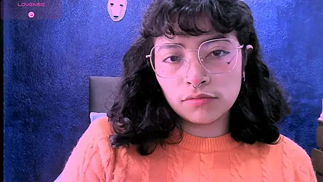 NinaYellow online show from 09-24-25, 01:50