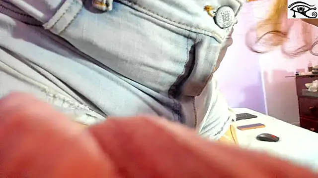 Thalia sweetlust online show from 03-21-26, 08:24