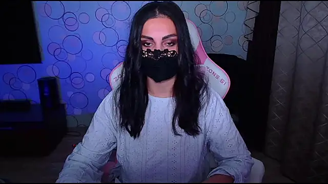   Yasmina   online show from 11-01-25, 03:46