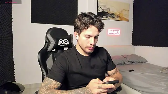 LucianSinclair online show from 01-08-26, 02:50