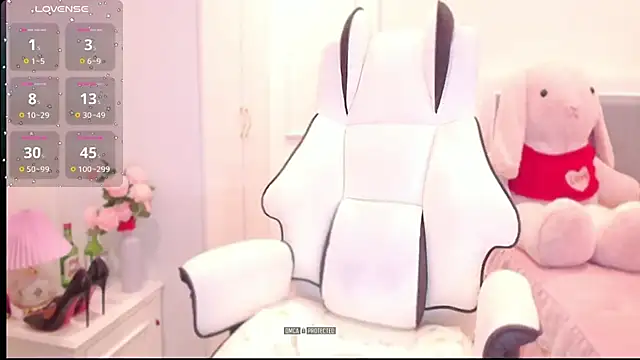 PimChanOK online show from 10-28-25, 01:21