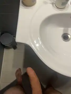 Mecchaud06 online show from 12-22-25, 08:20