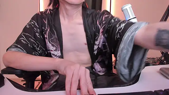 wexlee7 online show from 11-30-25, 11:49