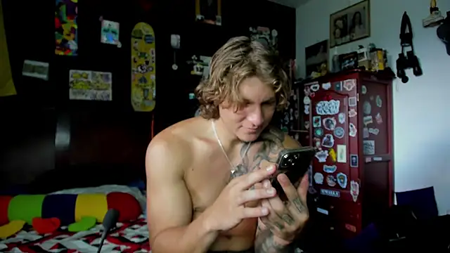 Tom Krakow online show from 10-24-25, 08:52