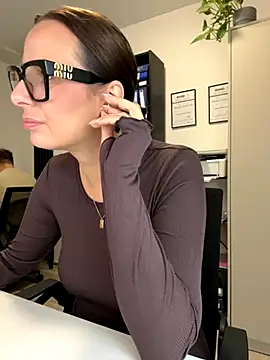 Hii Lolla online show from 11-25-25, 07:08