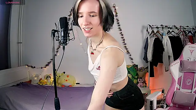 Violet Veliya online show from 03-07-25, 04:11