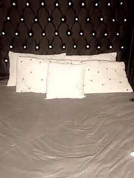 rosey cheeks online show from 01-10-26, 01:12