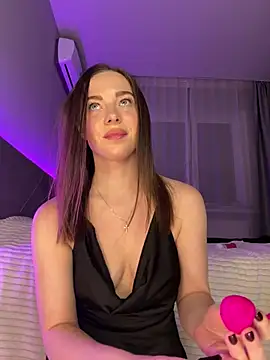 Snapshot of -SweetDi- chatting on 03-12-25, 08:09 -SweetDi- online show from 03-12-25, 08:09