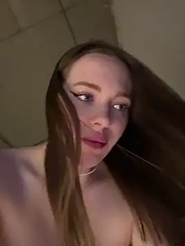 -SweetDi- online show from 07-17-26, 06:16
