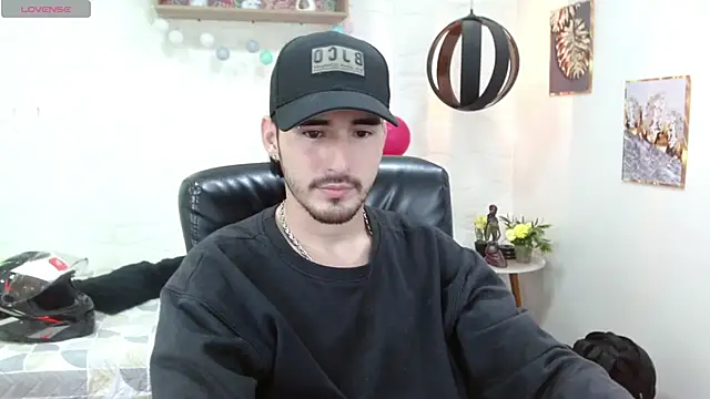 DmitriSanders online show from 02-25-25, 09:04