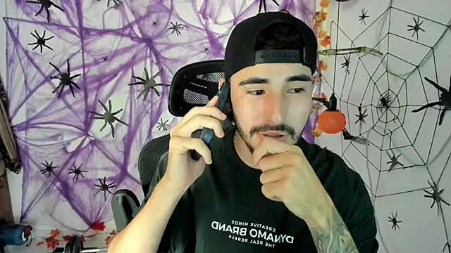 DmitriSanders online show from 10-10-25, 05:25