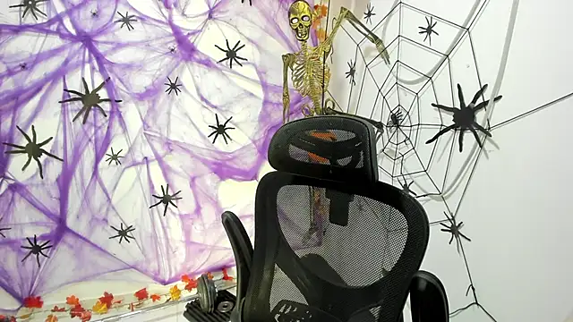 DmitriSanders online show from 10-04-25, 06:53