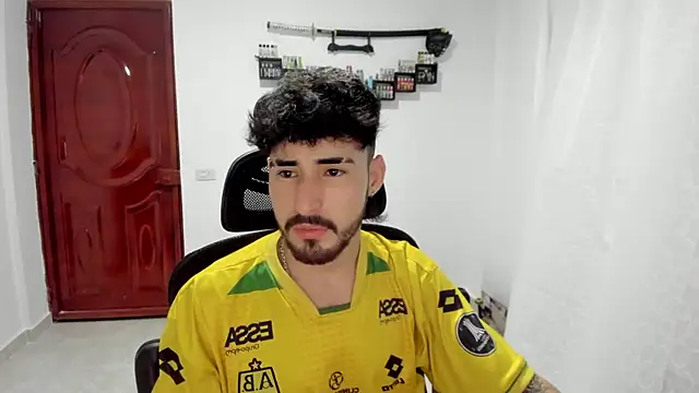 DmitriSanders online show from 03-25-26, 01:06