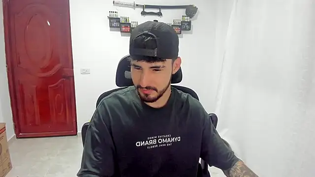 DmitriSanders online show from 04-01-26, 01:08