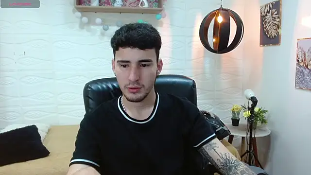 DmitriSanders online show from 03-20-25, 08:40