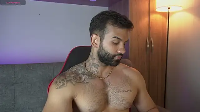 Snapshot of MarkHazze chatting on 02-14-26, 12:11 MarkHazze online show from 02-14-26, 12:11