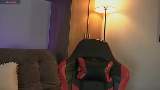 Snapshot of MarkHazze chatting on 03-03-26, 10:39 MarkHazze online show from 03-03-26, 10:39