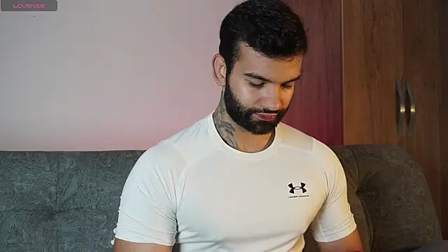 MarkHazze online show from 10-31-25, 03:52