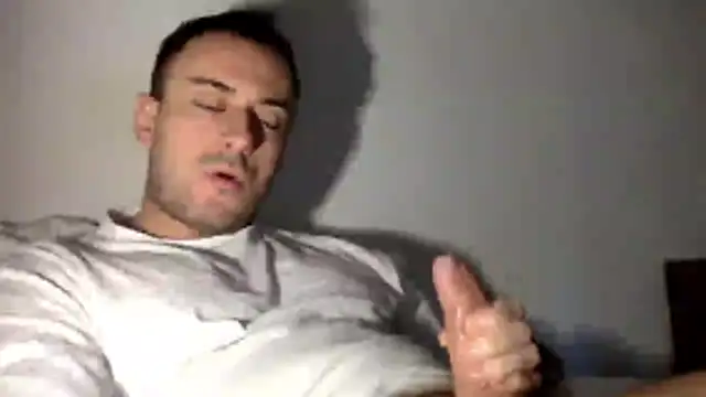 Snapshot of mainnrd chatting on 11-04-25, 07:56 mainnrd online show from 11-04-25, 07:56