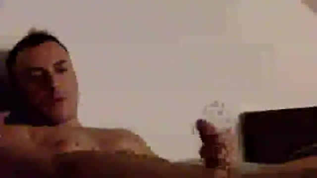 Snapshot of mainnrd chatting on 10-27-25, 11:27 mainnrd online show from 10-27-25, 11:27