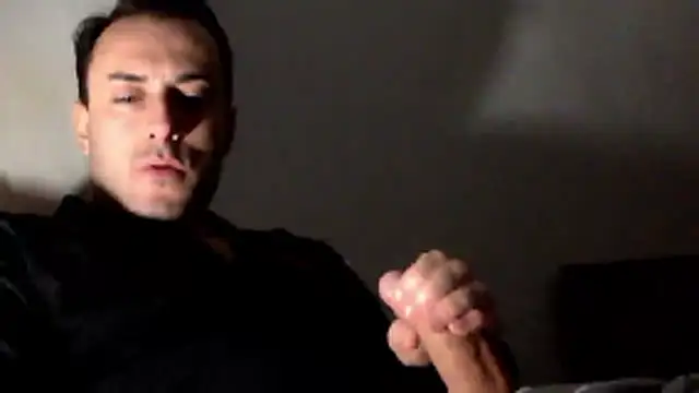 Snapshot of mainnrd chatting on 01-11-26, 03:02 mainnrd online show from 01-11-26, 03:02