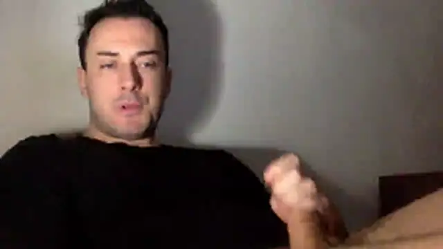 Snapshot of mainnrd chatting on 12-19-25, 09:50 mainnrd online show from 12-19-25, 09:50