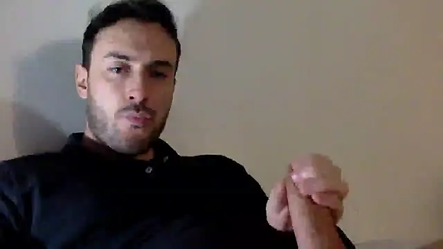 Snapshot of mainnrd chatting on 01-29-25, 02:30 mainnrd online show from 01-29-25, 02:30