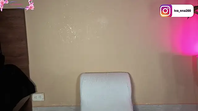 Snapshot of Ivanna_Diamon chatting on 03-22-26, 03:21 Ivanna Diamon online show from 03-22-26, 03:21