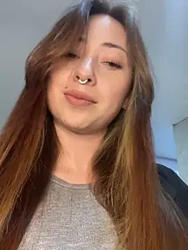 Snapshot of Sofii_gold chatting on 01-18-25, 12:02 Sofii gold online show from 01-18-25, 12:02