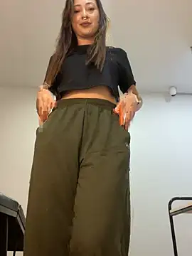 Snapshot of Sofii_gold chatting on 01-14-25, 01:15 Sofii gold online show from 01-14-25, 01:15