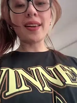 Snapshot of Sofii_gold chatting on 02-02-25, 10:39 Sofii gold online show from 02-02-25, 10:39