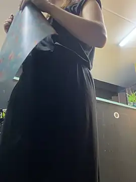 Snapshot of Sofii_gold chatting on 12-25-24, 01:42 Sofii gold online show from 12-25-24, 01:42