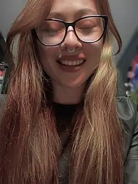 Snapshot of Sofii_gold chatting on 02-25-25, 03:09 Sofii gold online show from 02-25-25, 03:09