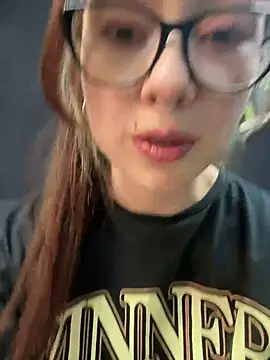 Snapshot of Sofii_gold chatting on 02-03-25, 01:41 Sofii gold online show from 02-03-25, 01:41