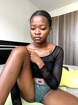 Snapshot of Grusha19 chatting on 11-28-25, 08:25 Grusha19 online show from 11-28-25, 08:25