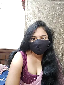 Snapshot of Keerthi-Telugu chatting on 05-09-26, 04:16 Keerthi-Telugu online show from 05-09-26, 04:16