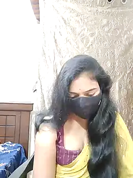 Snapshot of Keerthi-Telugu chatting on 04-20-26, 04:15 Keerthi-Telugu online show from 04-20-26, 04:15