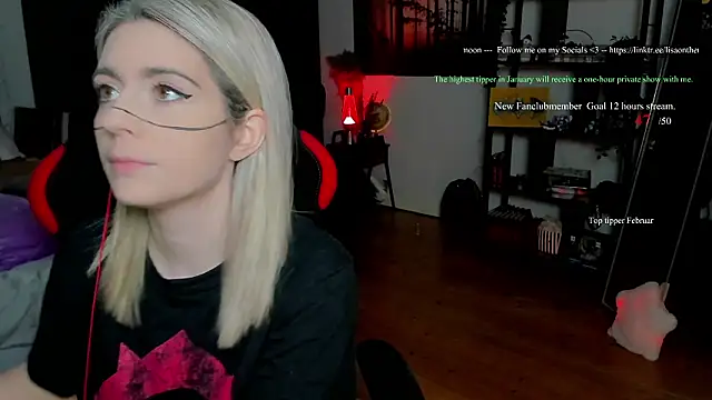 Lisaonthemoon online show from 02-02-26, 04:28