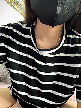 Linh diudang online show from 11-14-25, 03:21