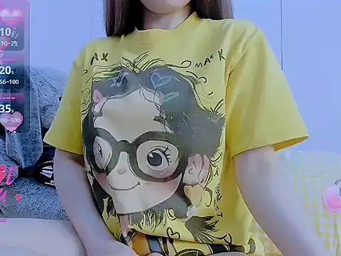 Snapshot of Linh_diudang chatting on 07-08-26, 02:13 Linh diudang online show from 07-08-26, 02:13