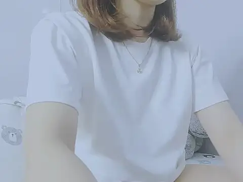 Linh diudang online show from 09-18-25, 02:03