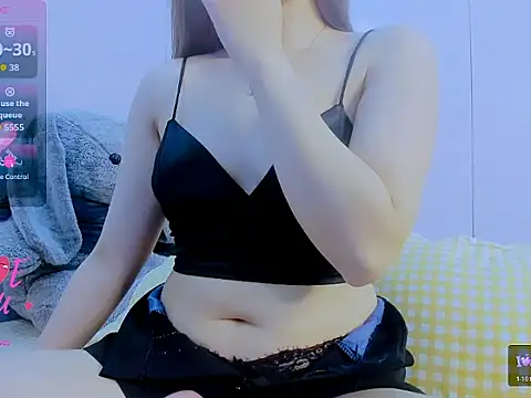 Snapshot of Linh_diudang chatting on 05-31-26, 02:23 Linh diudang online show from 05-31-26, 02:23