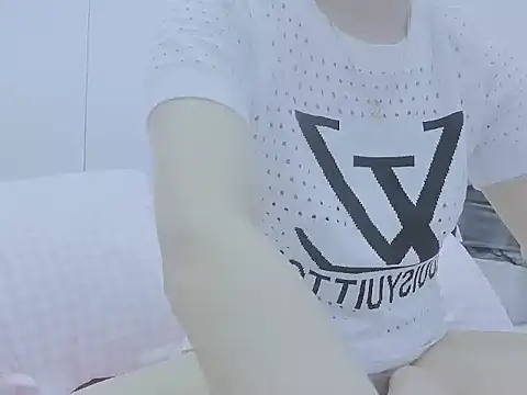 Linh diudang online show from 09-10-25, 01:15