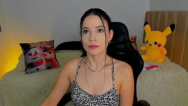 melanyrouse1 online show from 01-11-26, 07:32