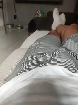 dredre1069 online show from 12-19-25, 01:46