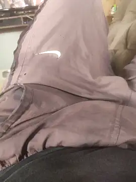 dredre1069 online show from 11-06-25, 06:23