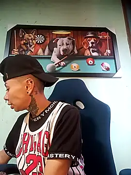 real fenix online show from 10-15-25, 05:10